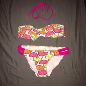 New Delia’s Bikini Size Large